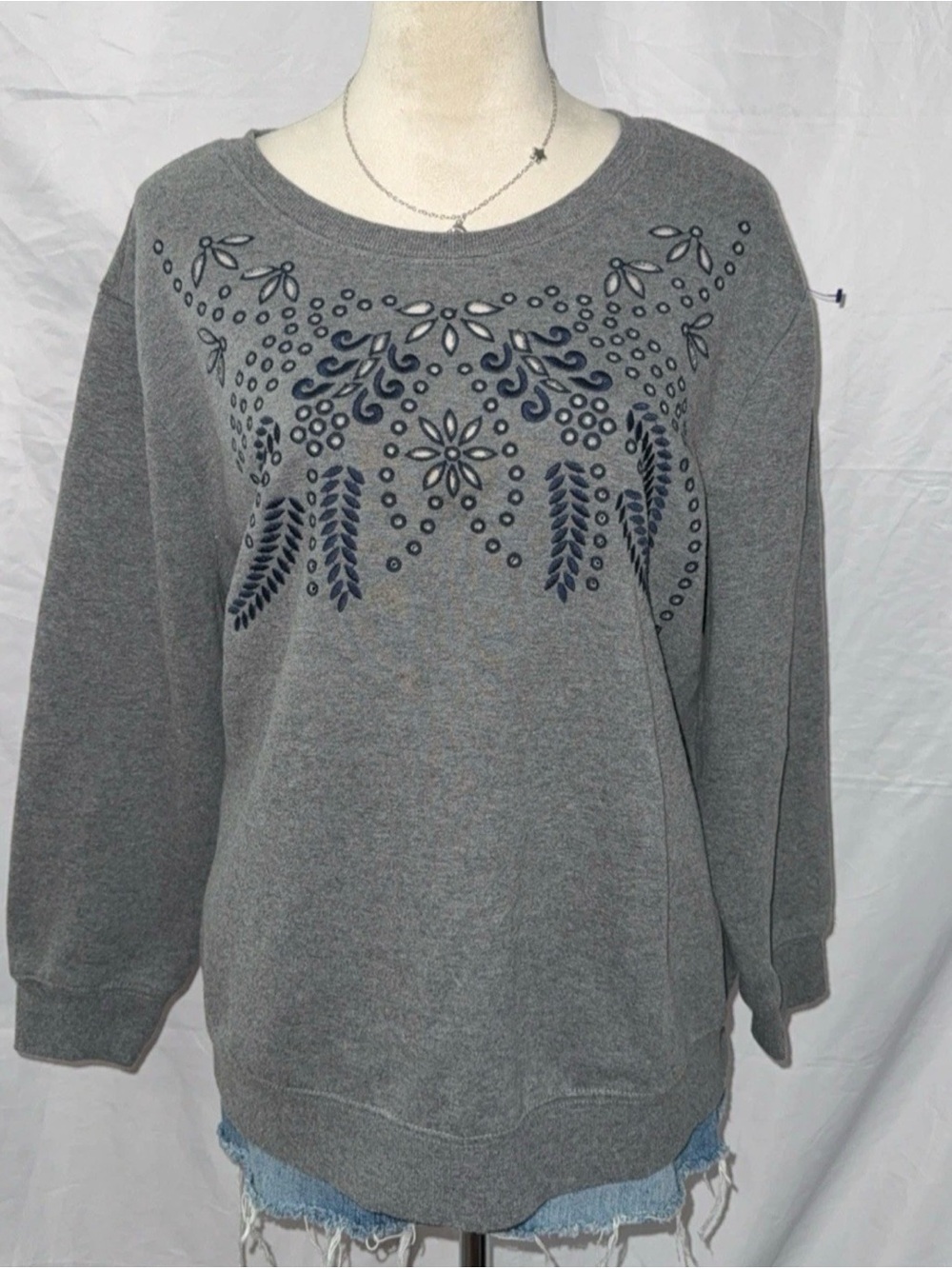 Max Jeans Grey Crewneck Sweatshirt with Black Label